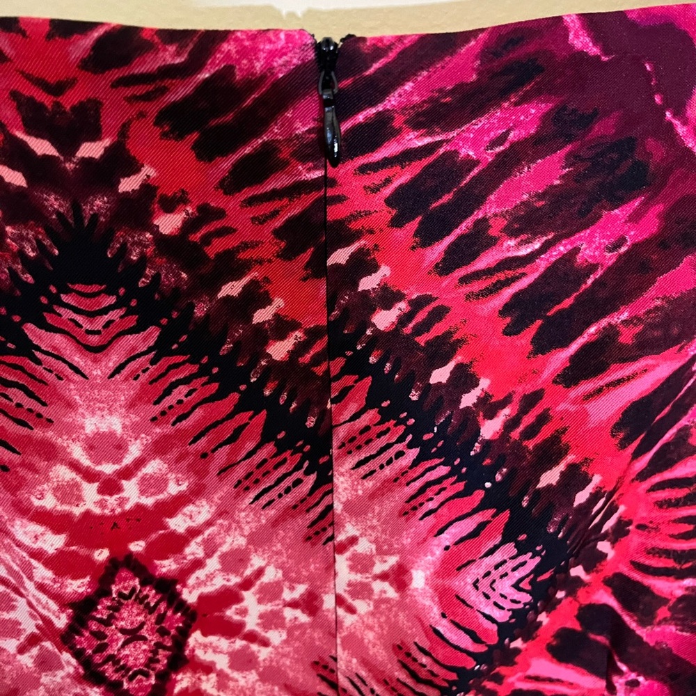 AB Studio Vibrant Pink and Black Geometric Mini Dress - Picture 4 of 6